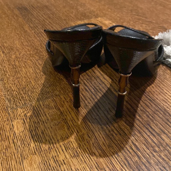 Gucci- snake skin heel mules - Picture 2 of 5